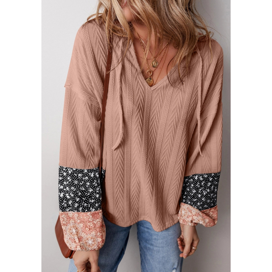 Floral Patchwork Textured Knit V-Neck Blouse (Dusty Pink)