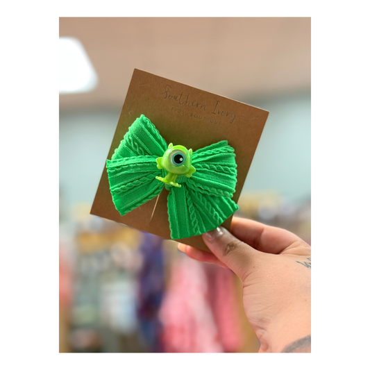 Daisy Bow - Mike