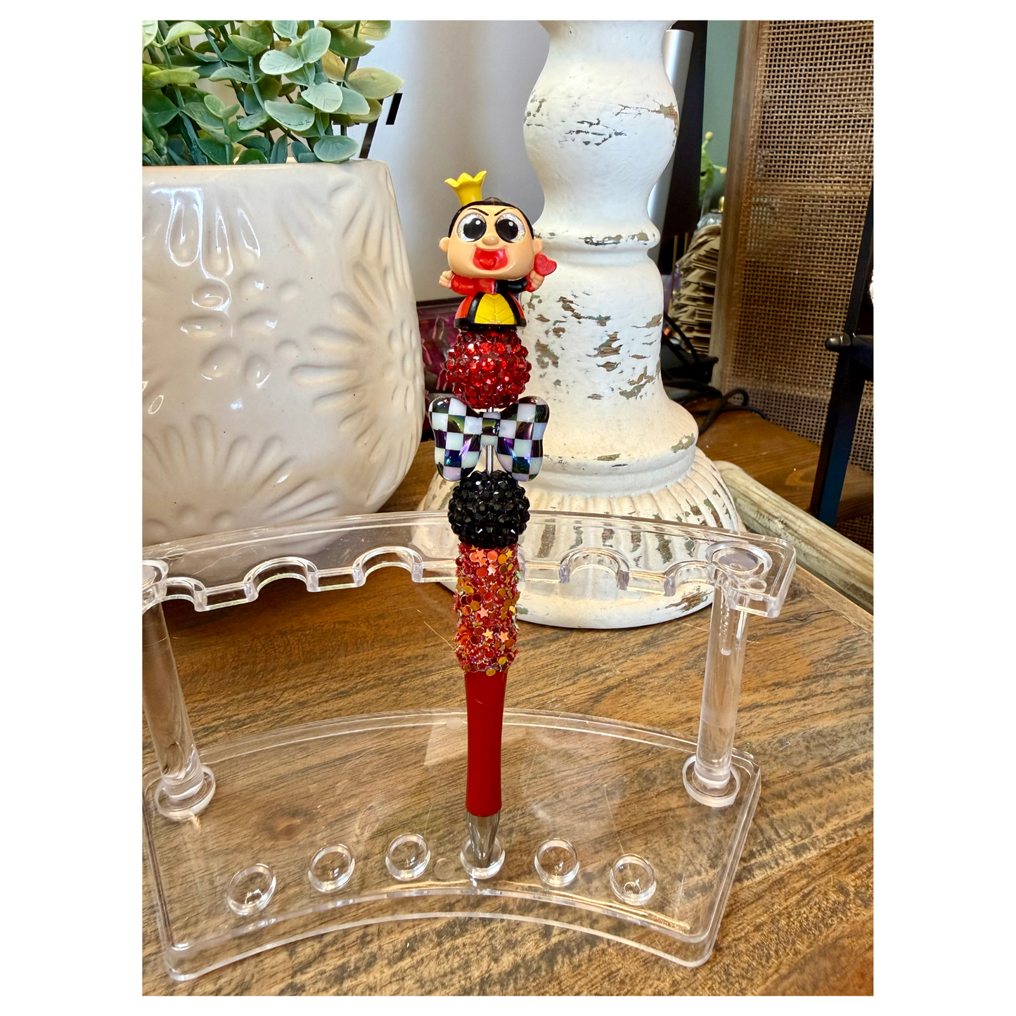 Disney Doorable Pen - Queen of Hearts