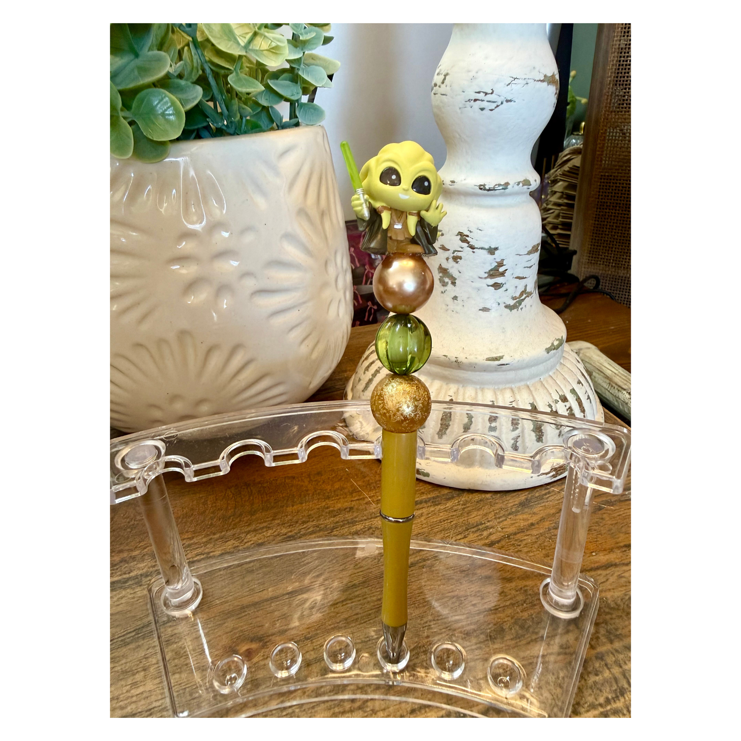 Disney Doorable Beaded Pen - Kit Fisto