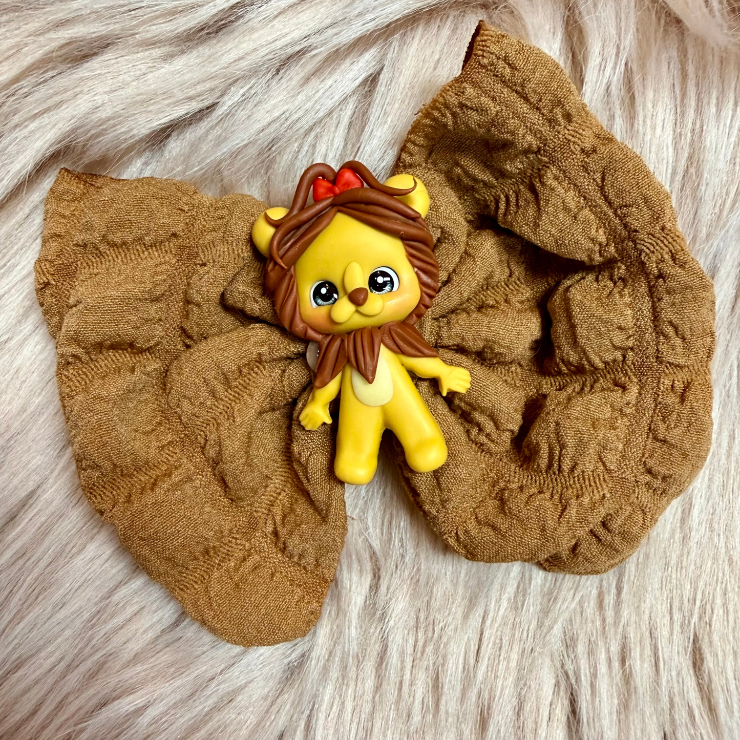 Fluffy Savannah Bow - Cowardly Lion
